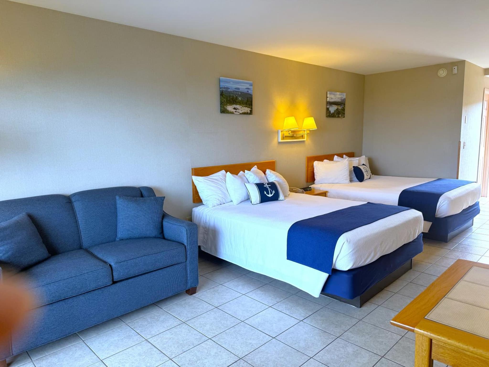 Atlantic Eyrie Lodge photo 2