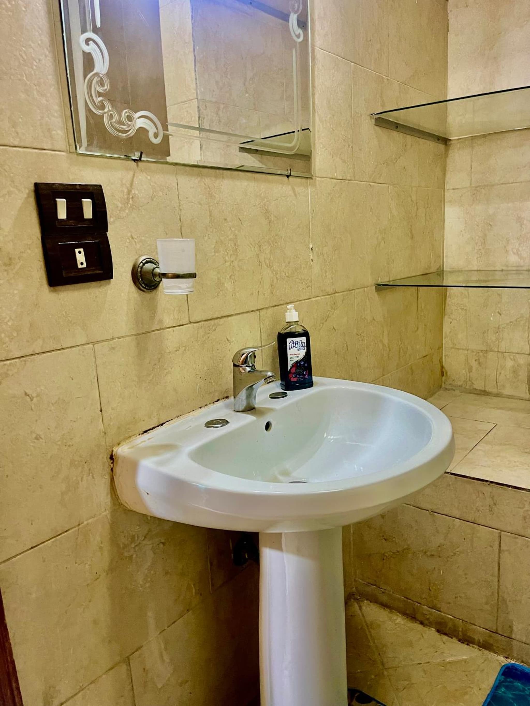 2 BRs Secure Apartment with Nice Location in Degla Maadi photo 3