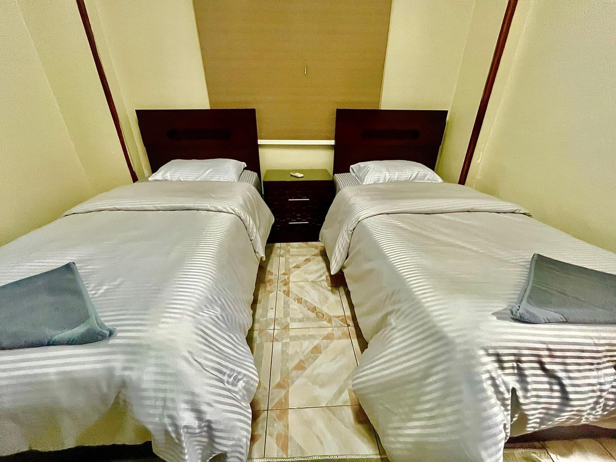 2 BRs Secure Apartment with Nice Location in Degla Maadi photo 4