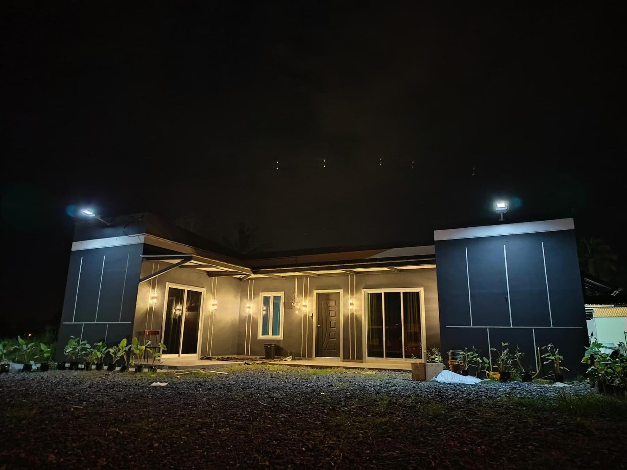One Lot - Villa L