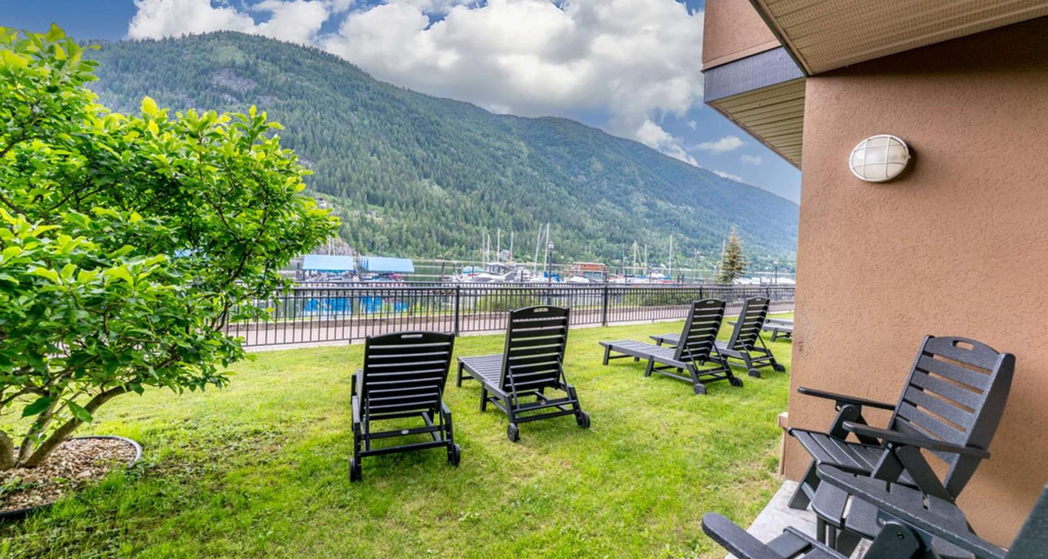 Prestige Lakeside Resort, WorldHotels Elite photo 4