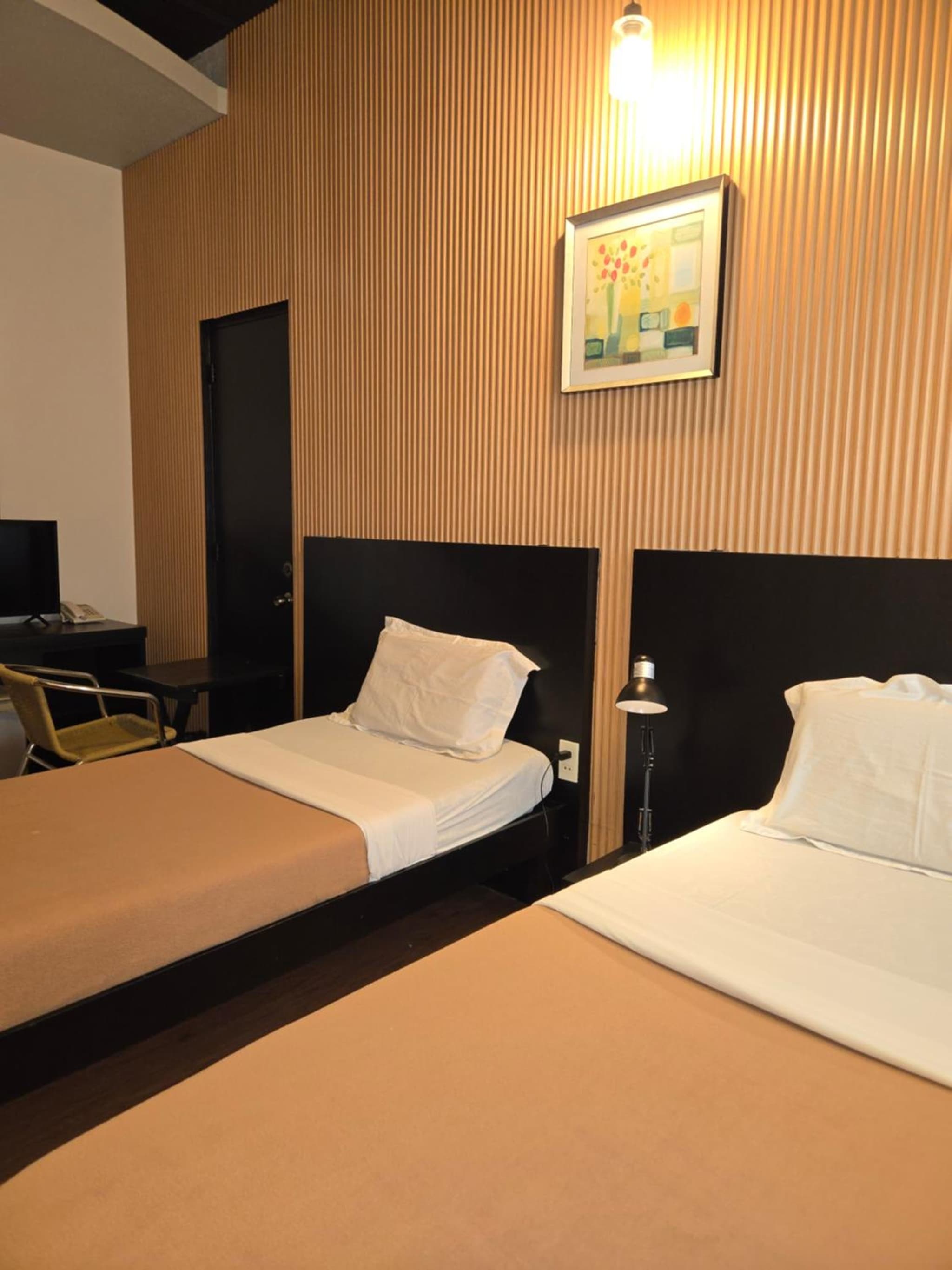 First Pacific Inn Davao photo 5