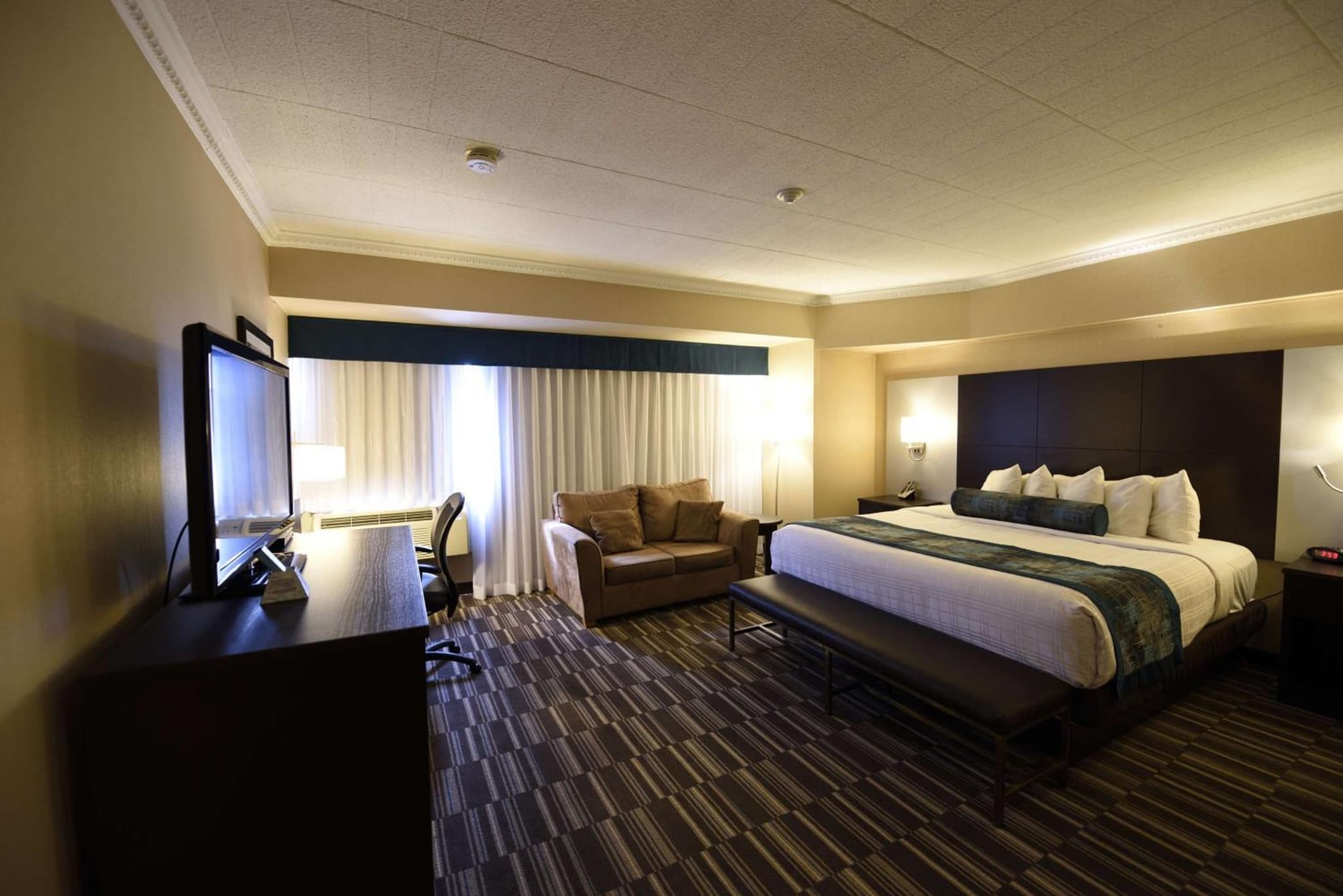 Best Western Downtown Sudbury photo 2