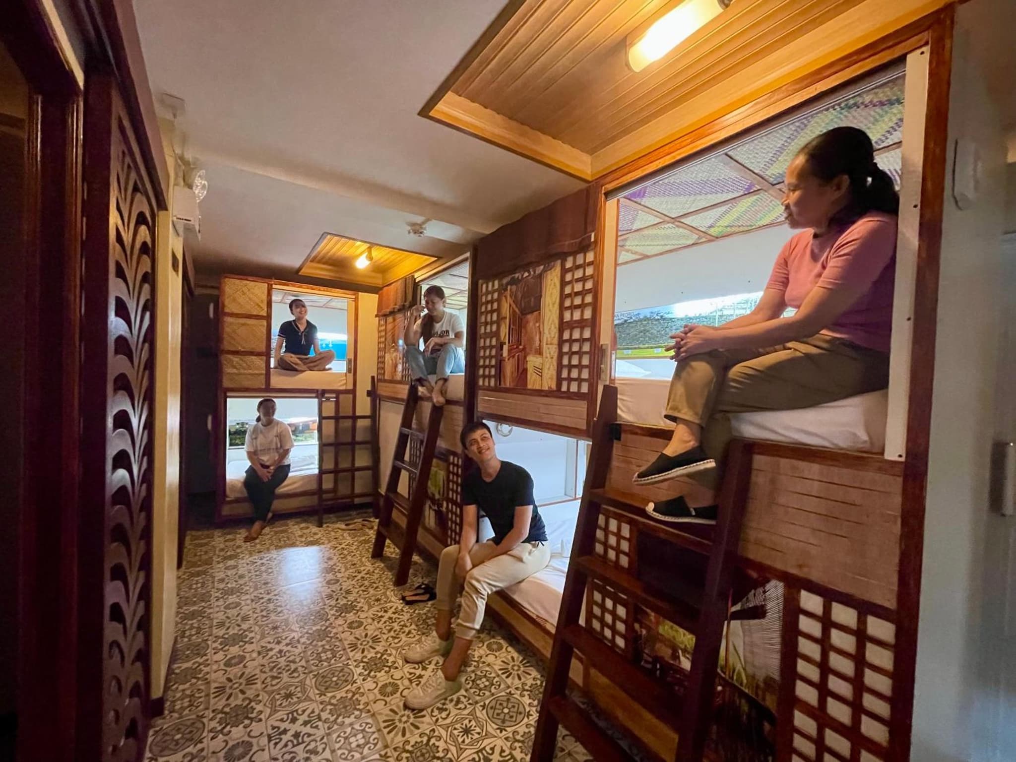 Balai Balai Capsule Hotel Cebu