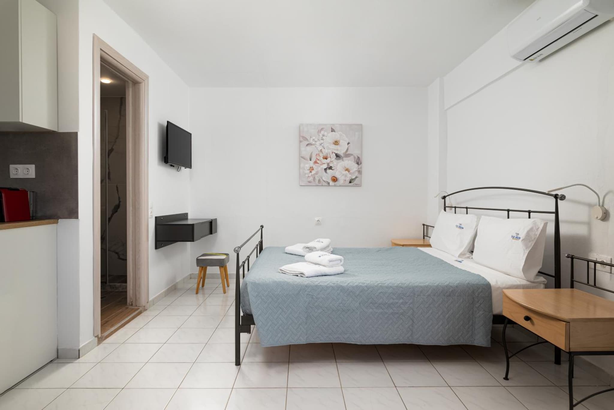 Blue Horizon Apartments photo 4
