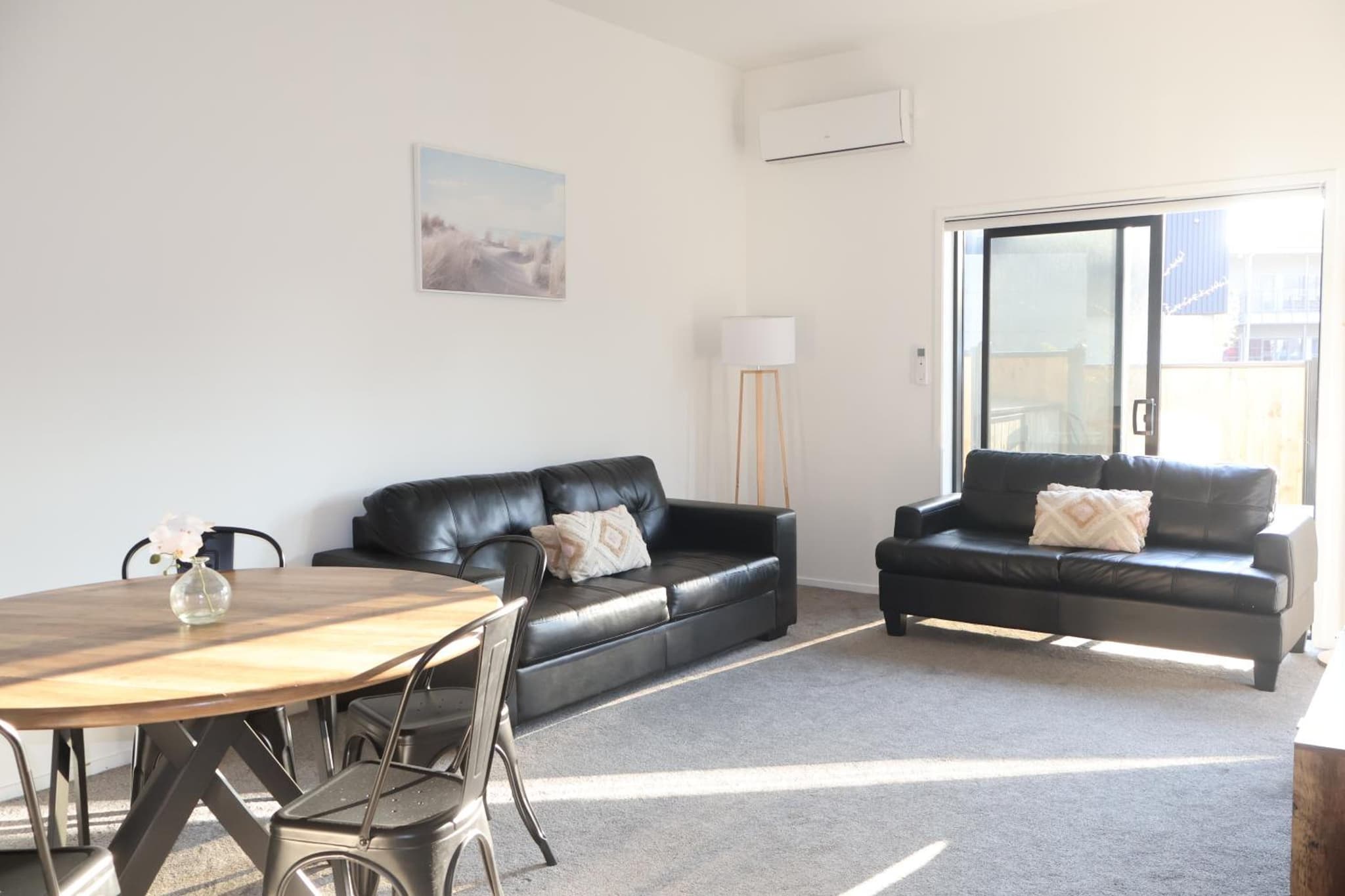 Spacious CBD 3BR- Walk to Parakiore Recreation Center,CBD, Hosp, & Oval photo 9