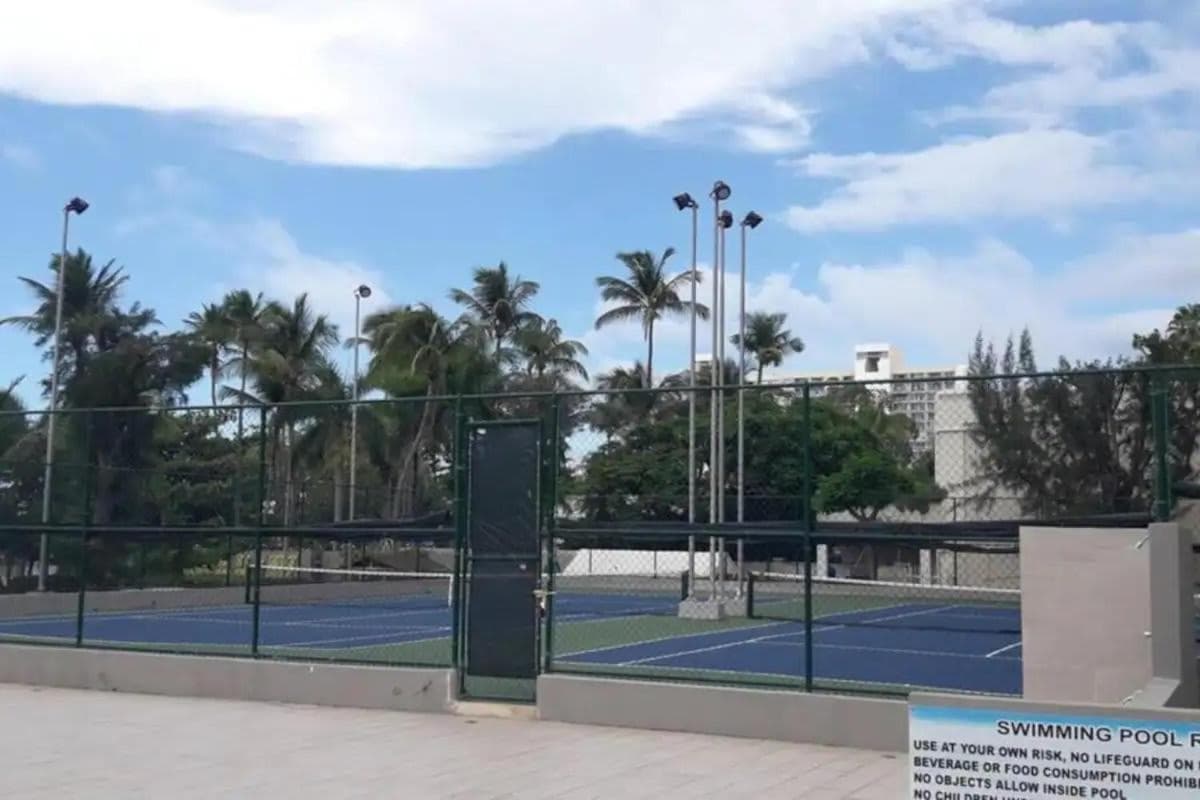 Isla Verde Apt- Beach, Pool & Family Getaway! photo 5