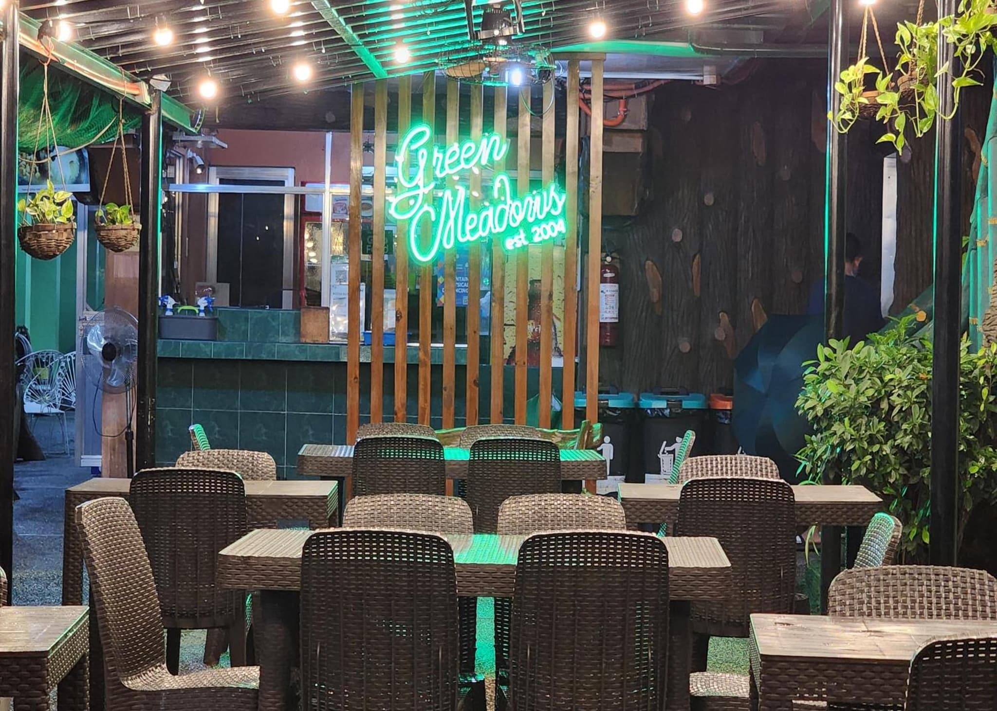 Green Meadows Hotel & Restaurant photo 4