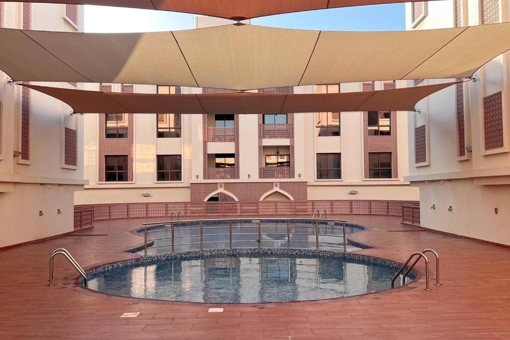 Near City Centre Mall, Pool, Gym photo 6