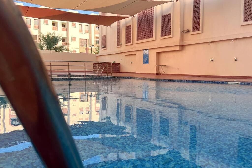 Near City Centre Mall, Pool, Gym photo 4