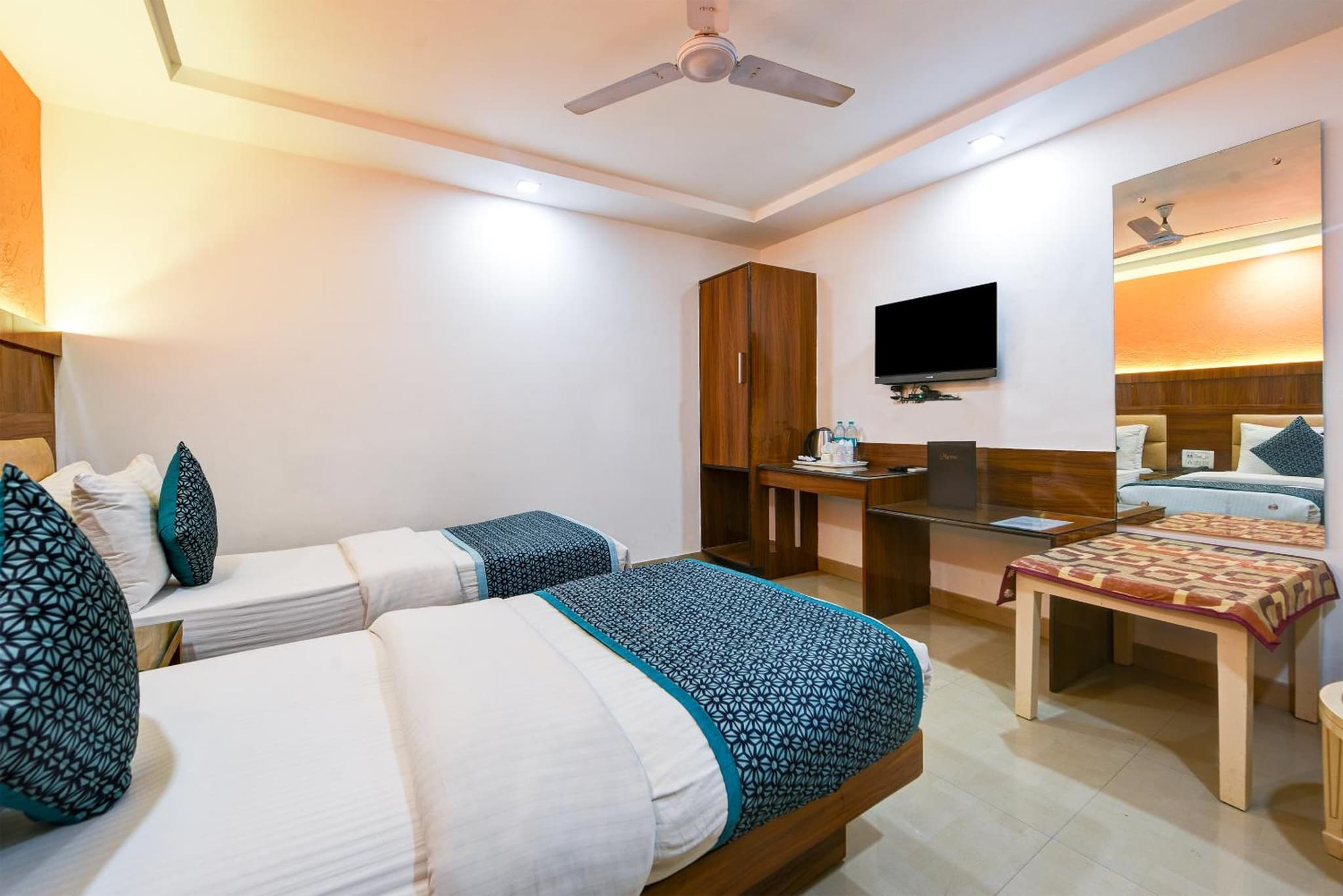 Hotel Shri Vinayak in City Centre at New Delhi Railway Station-By RCG Hotels photo 6