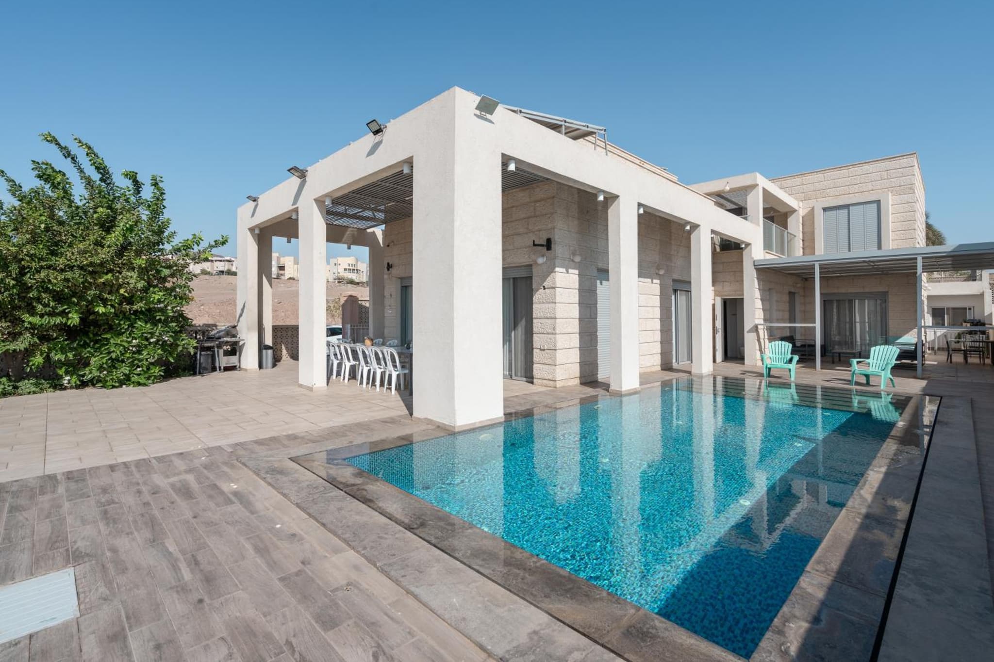 Luxury Villa with Infinity Pool photo 2