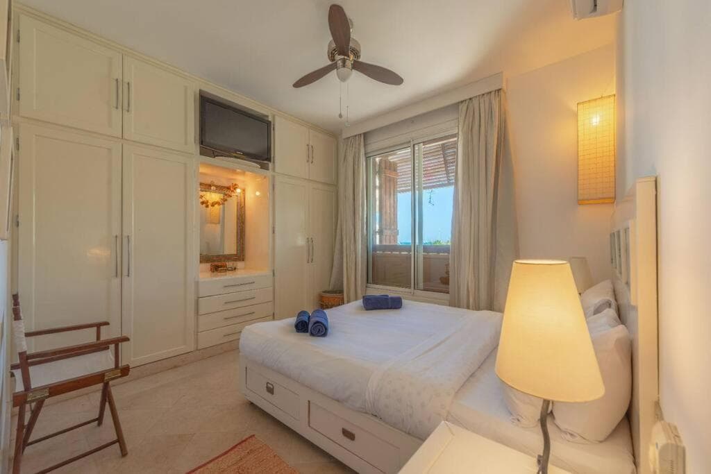 Luxury apartment on the Marina photo 5