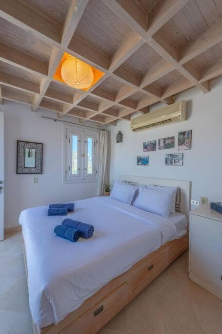 Luxury apartment on the Marina photo 9