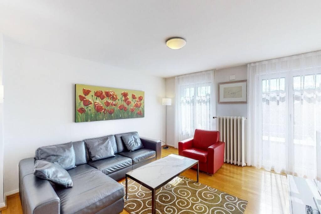 3BR city flat near Bellevue! - SF6 photo 5