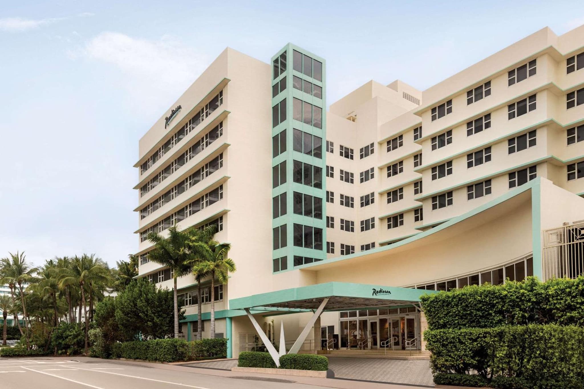 Radisson Resort Miami Beach