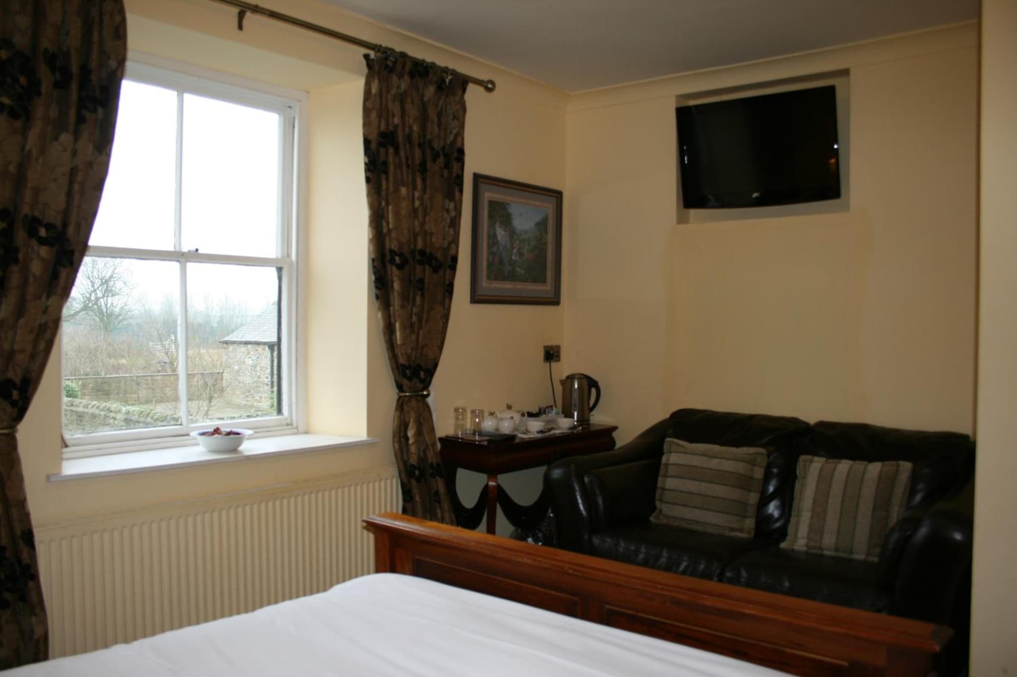 The Wyvill Arms photo 2