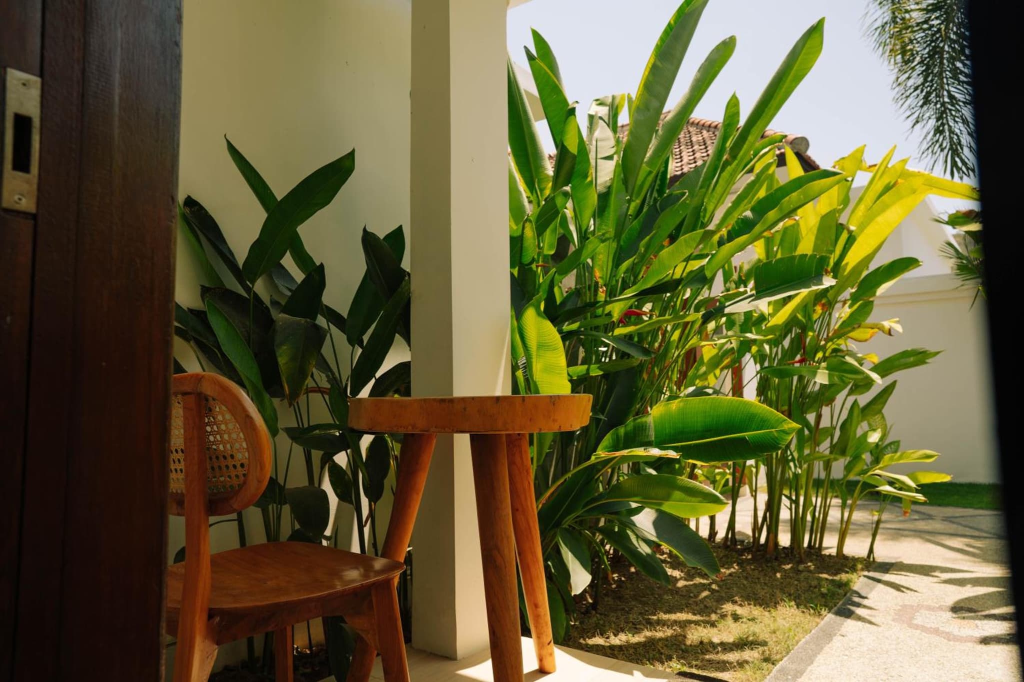 Nomada Villas - Giant Pool - Private Kitchen - Free Gym Access - Up to 40Mbps WiFi