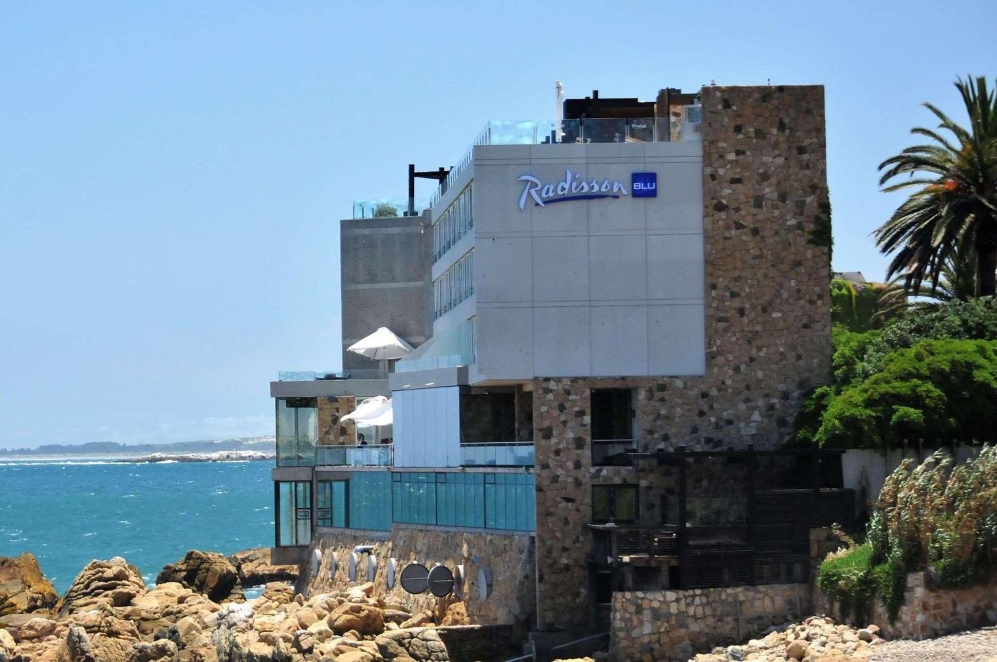 Radisson Blu Acqua Hotel & Spa Concon