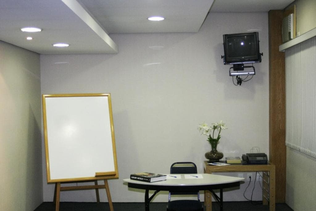 Augustus Plaza Hotel photo 7