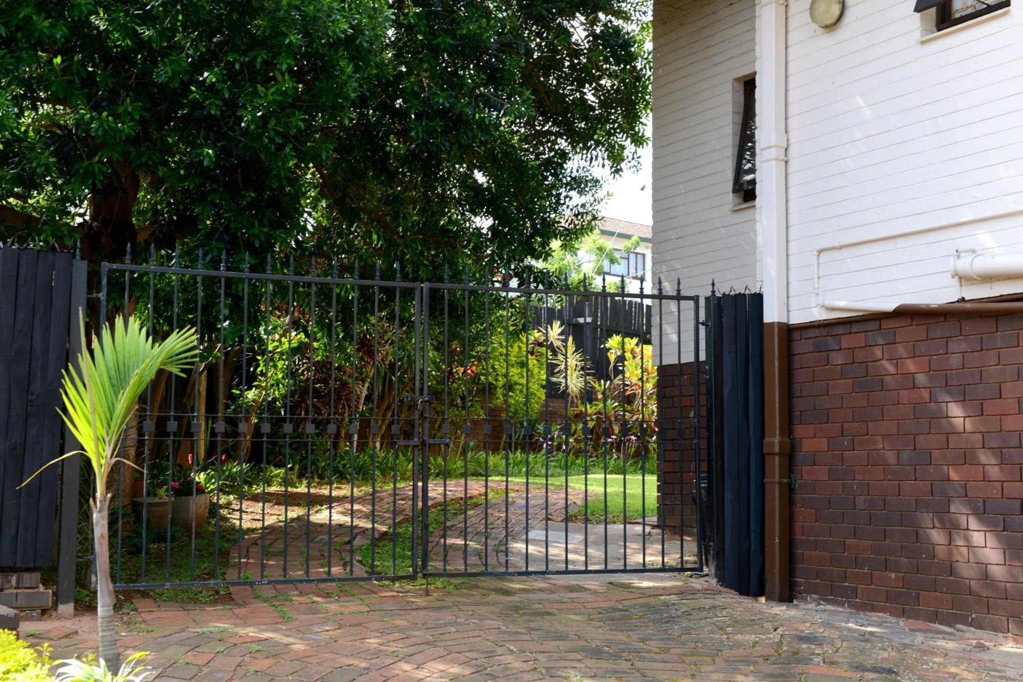 Oliveroom Self Catering and B&B photo 3