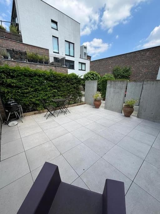Beautiful spacious 1 bedroom loft photo 4