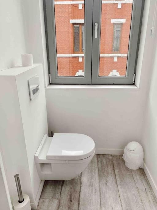 Beautiful spacious 1 bedroom loft photo 8