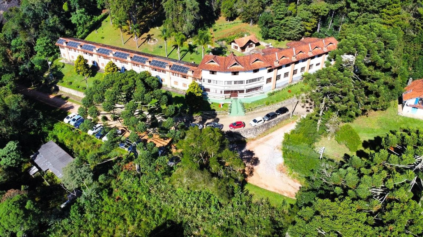 VELINN Recanto das Hortencias Hotel