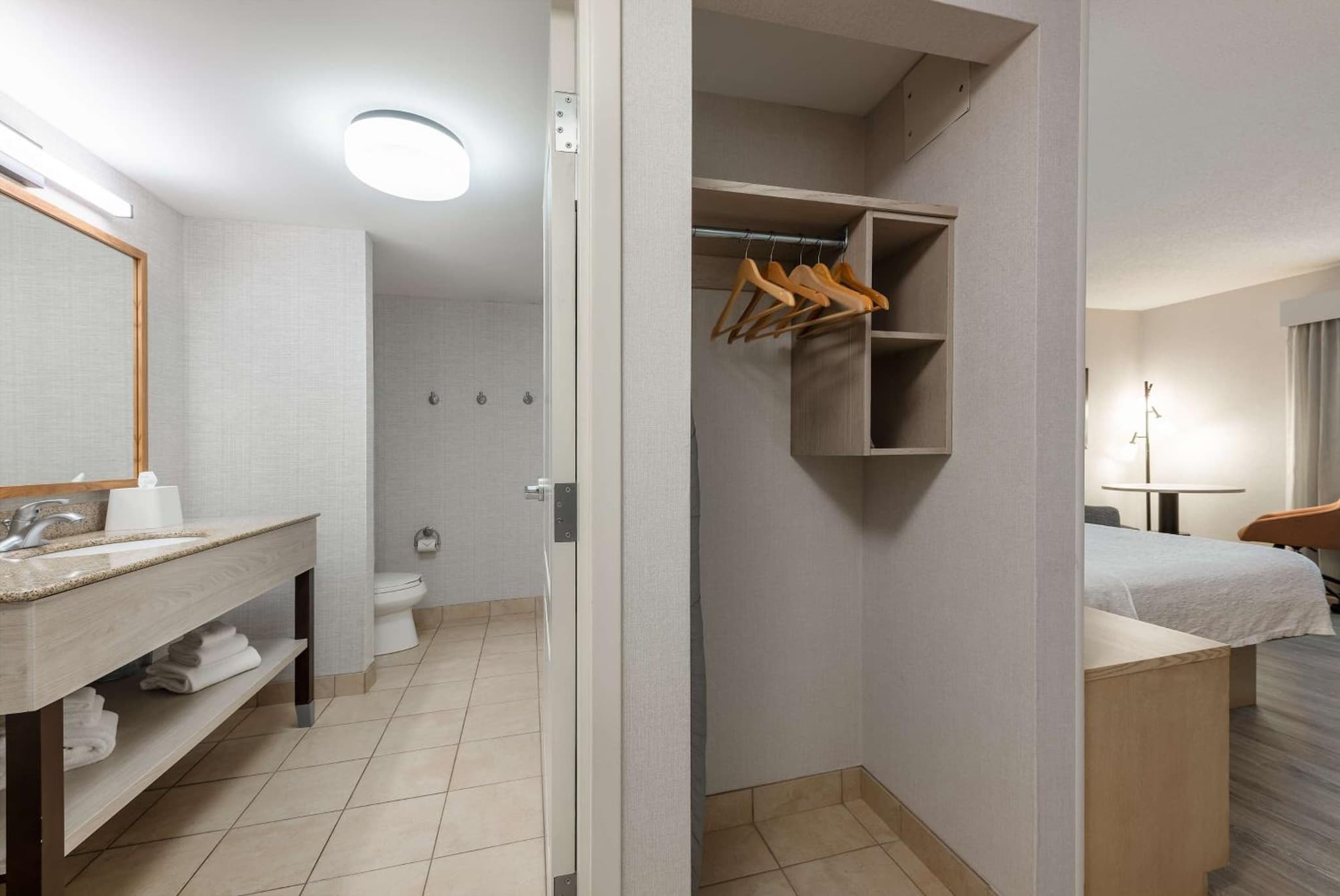 Hampton Inn & Suites by Hilton Moncton photo 9