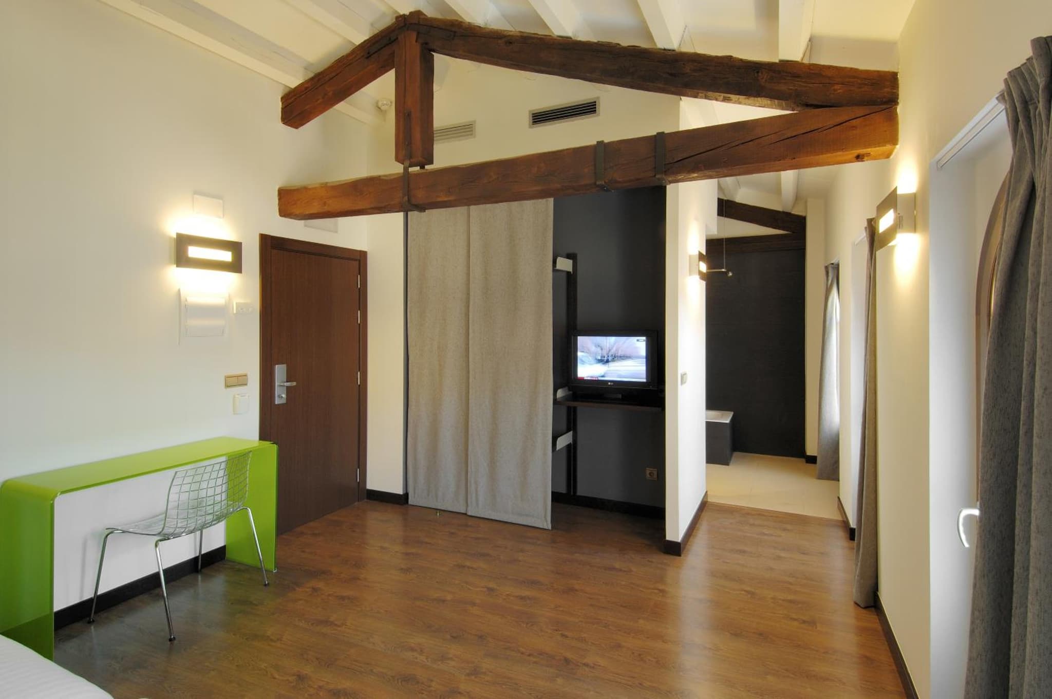 Hotel Cienbalcones photo 7