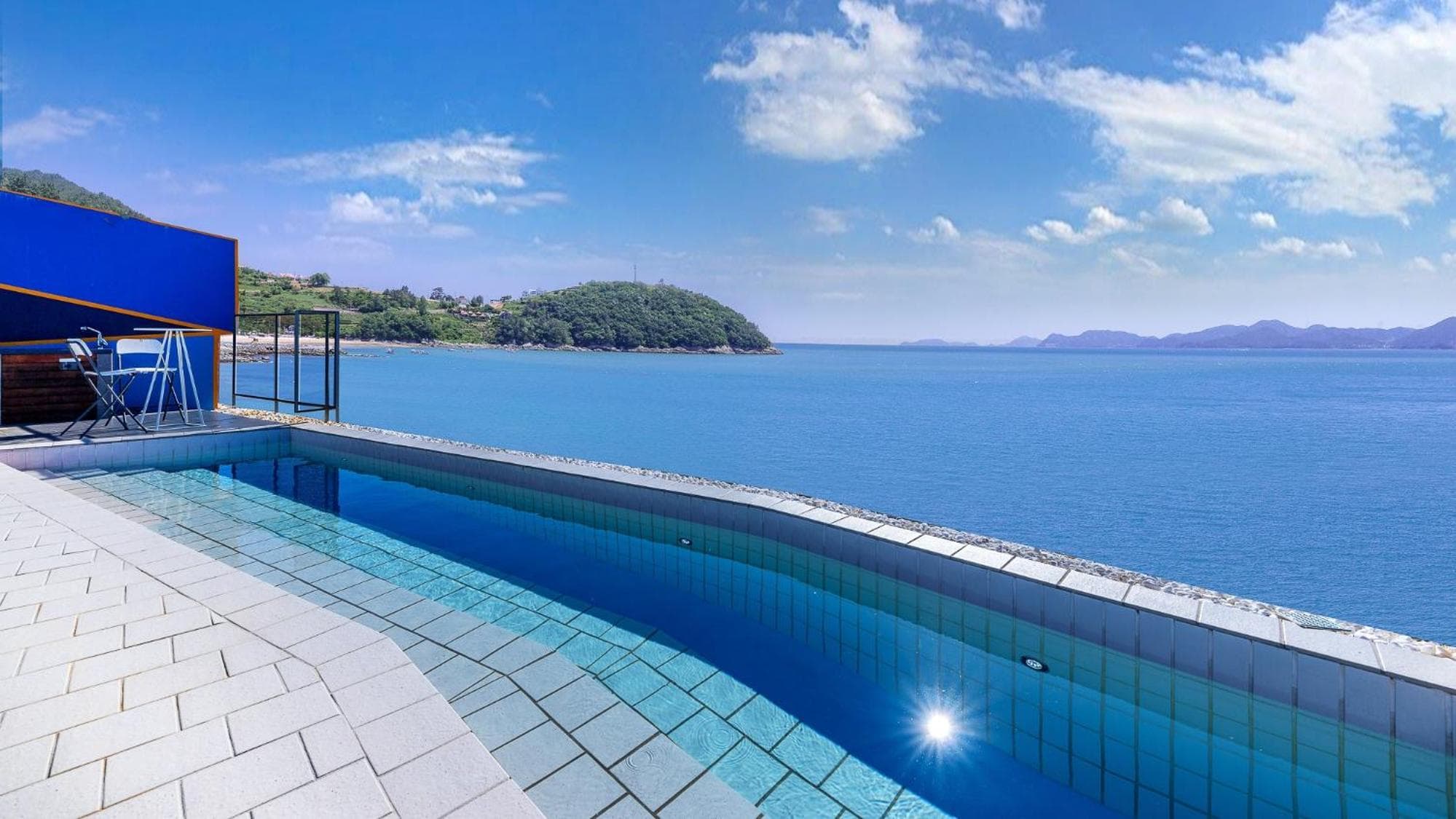 Namhae Pumda Pool villa Pension