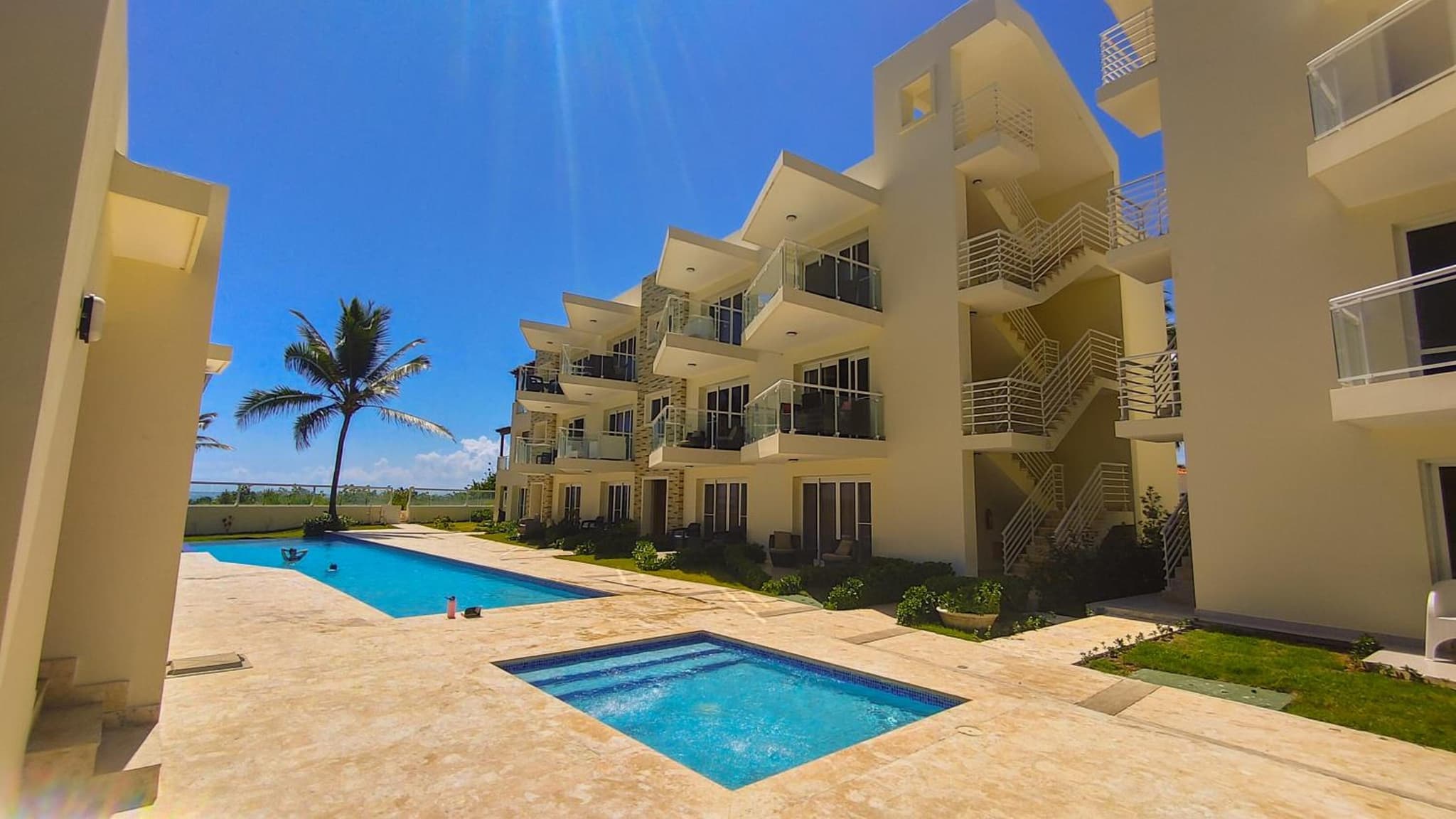 Blue Skies on endless Beachfront photo 6