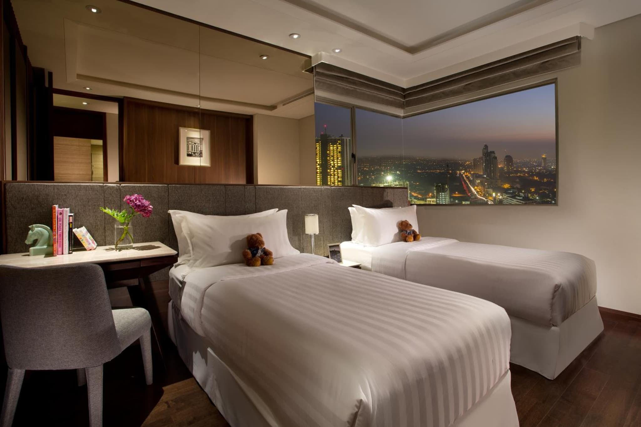 Ascott Waterplace Surabaya photo 3