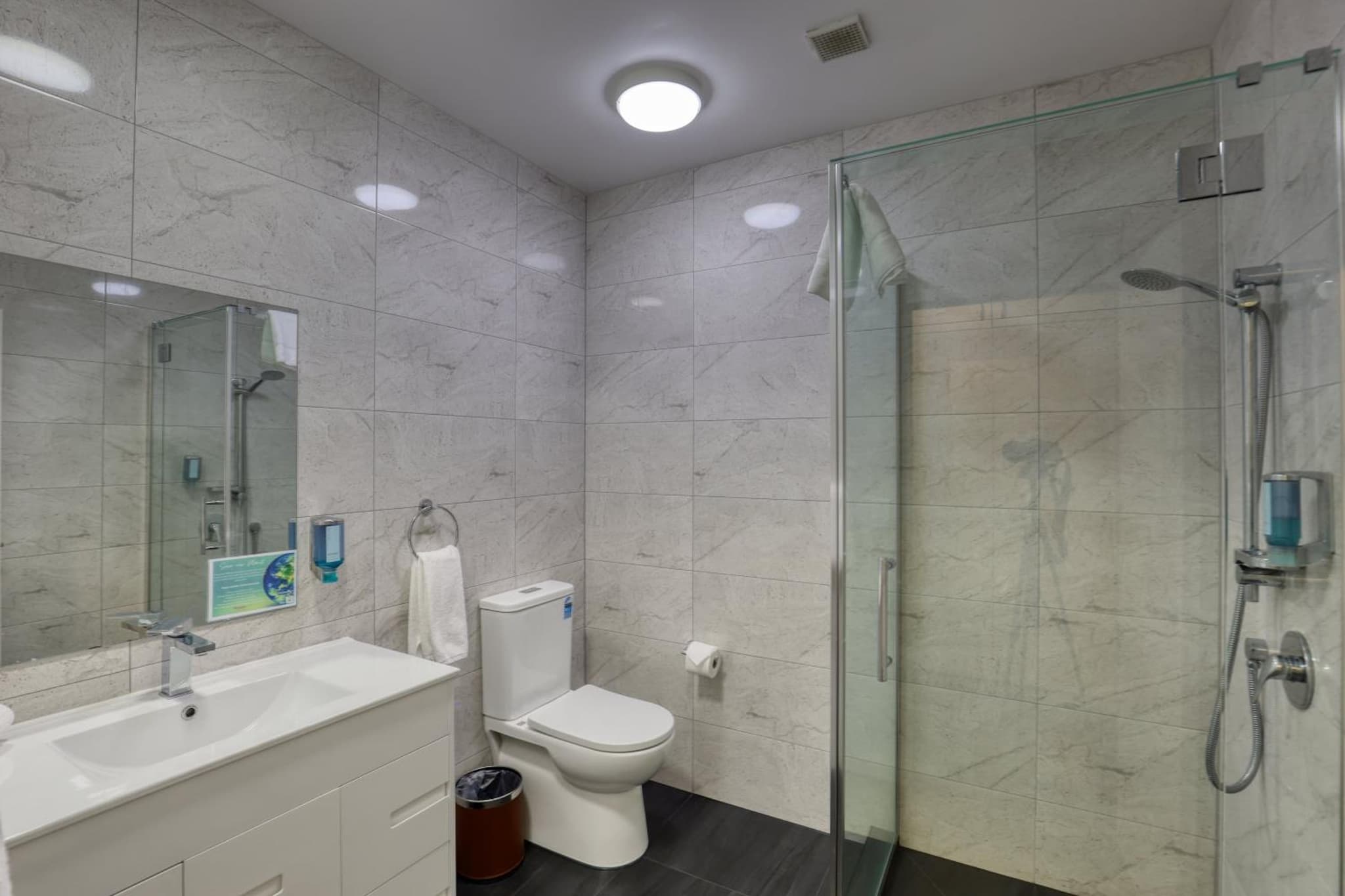 Ramada by Wyndham, Hamilton City Center photo 3