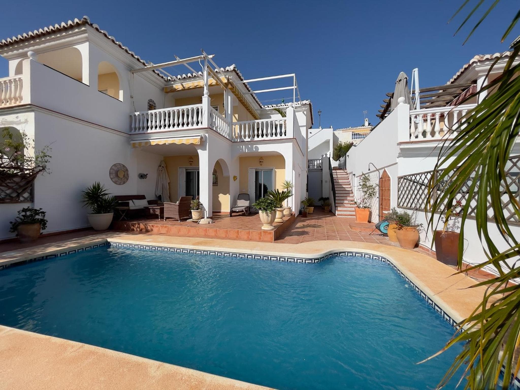 Rd02 La Casa Hermosa