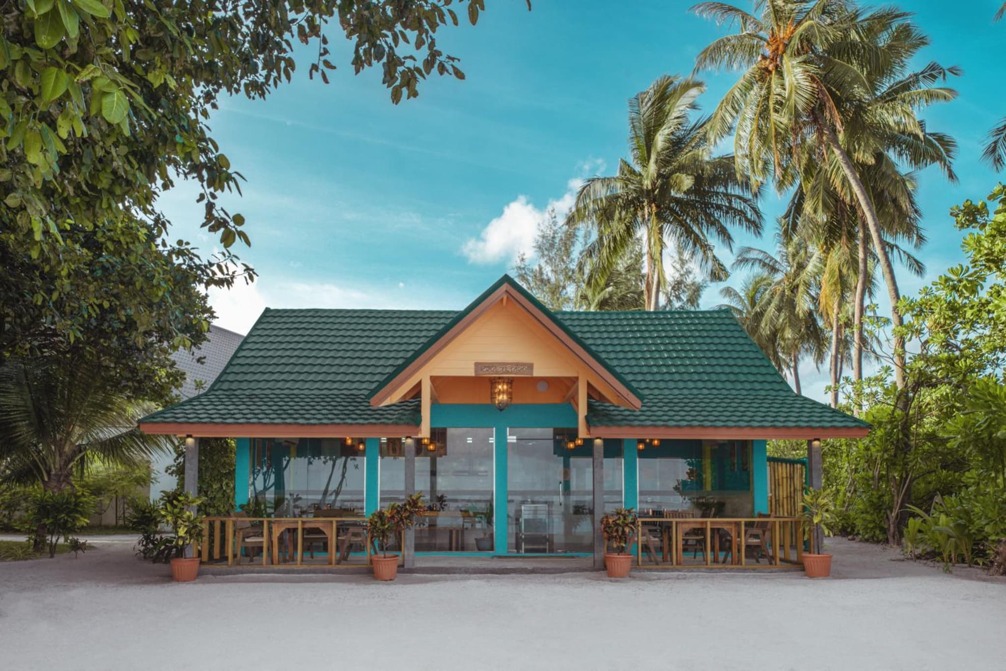 Furaveri Maldives - COMPLIMENTARY ROUND-TRIP SEAPLANE TRANSFER FOR TWO FOR A MINIMUM OF 5 NIGHTS OR MORE FOR STAYS 1ST MAY 2026 TO 23RD DECEMBER 2026 photo 3