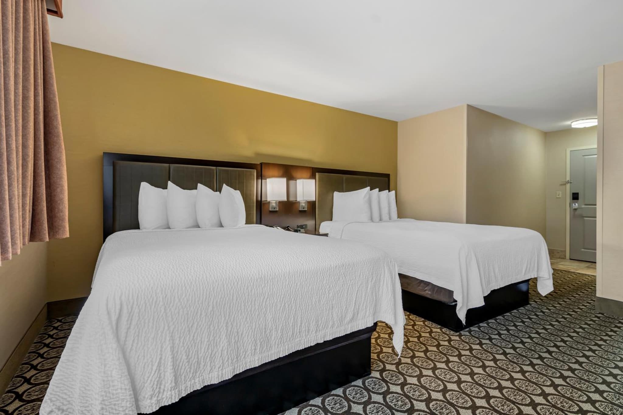 Best Western Plus InnTowner Madison photo 7