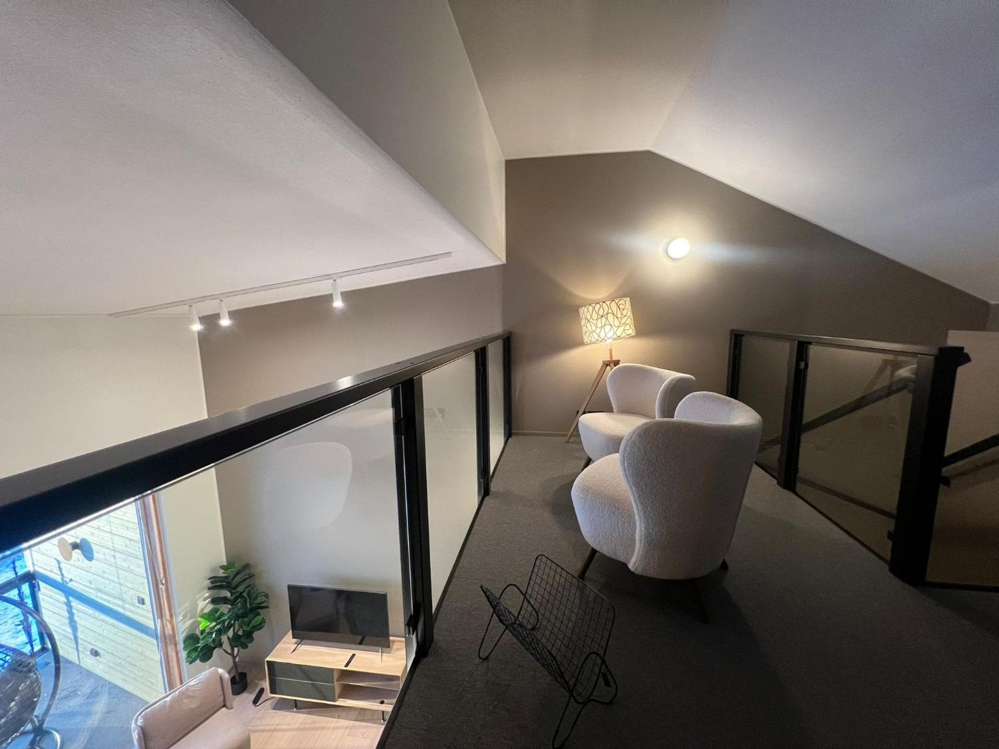 Horizon Chalet B8 by Aavalevi photo 3