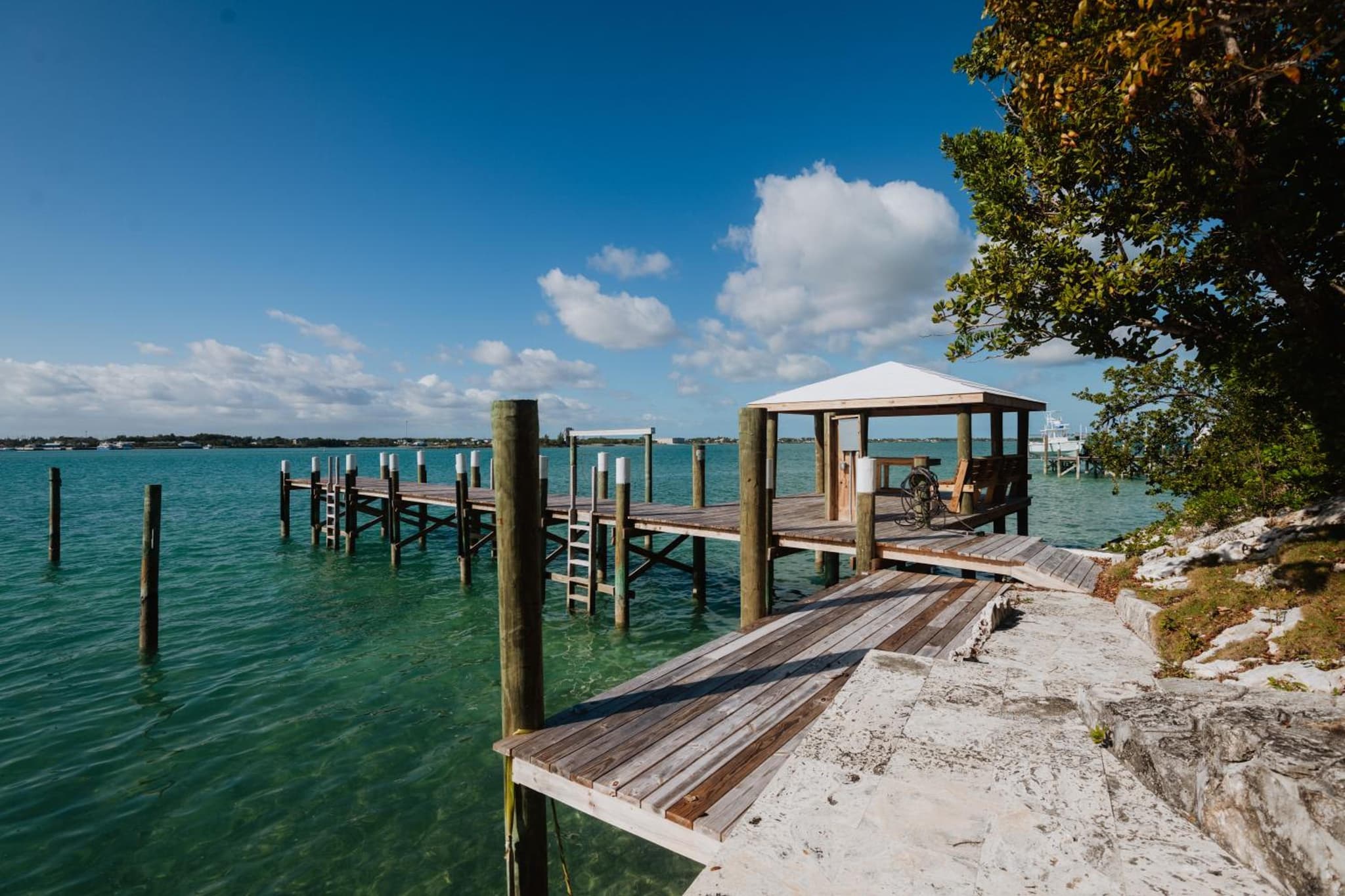 Harbour Beach Villa - large dock & great views! photo 7