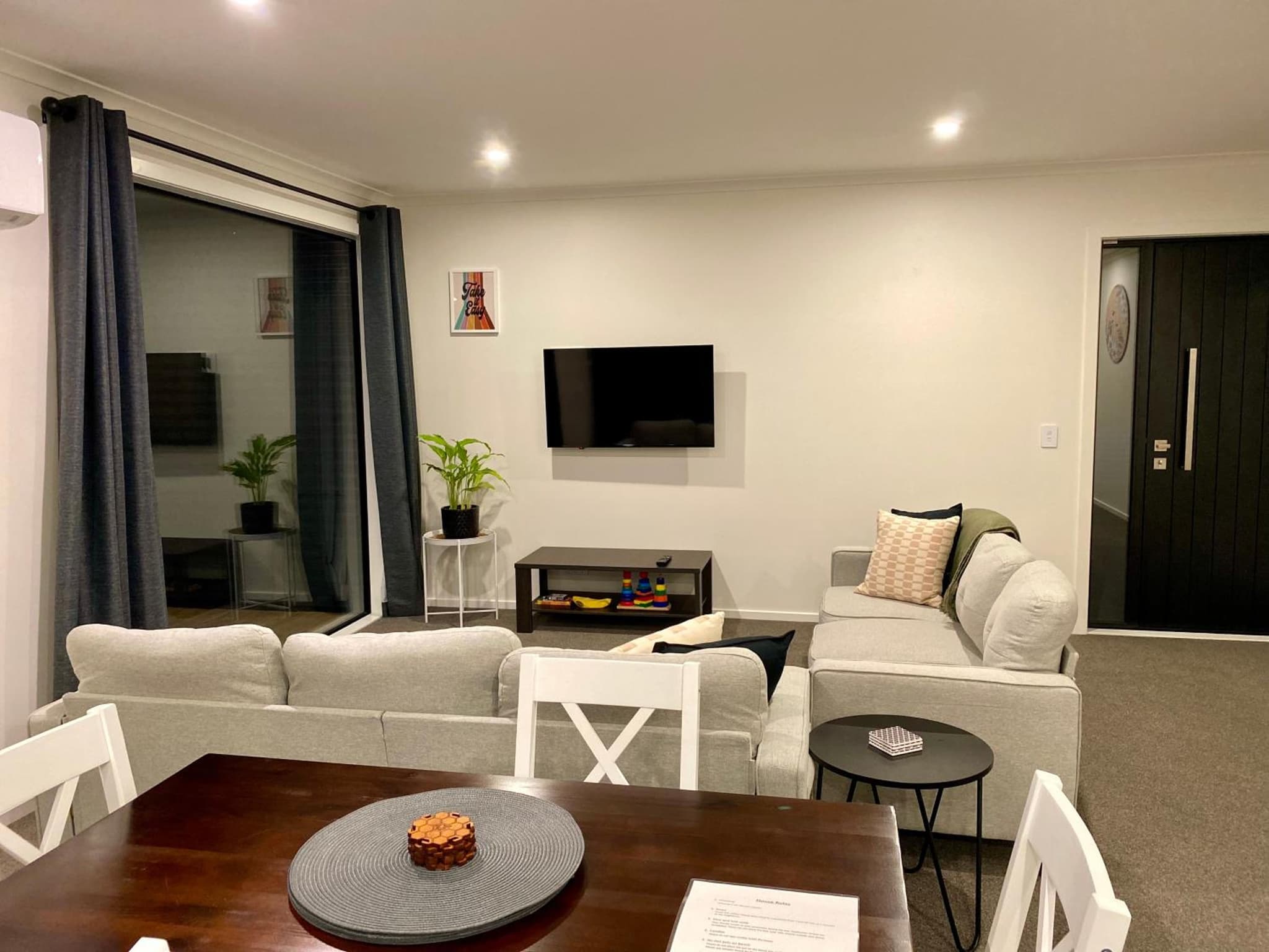 Donovan Guest House photo 4