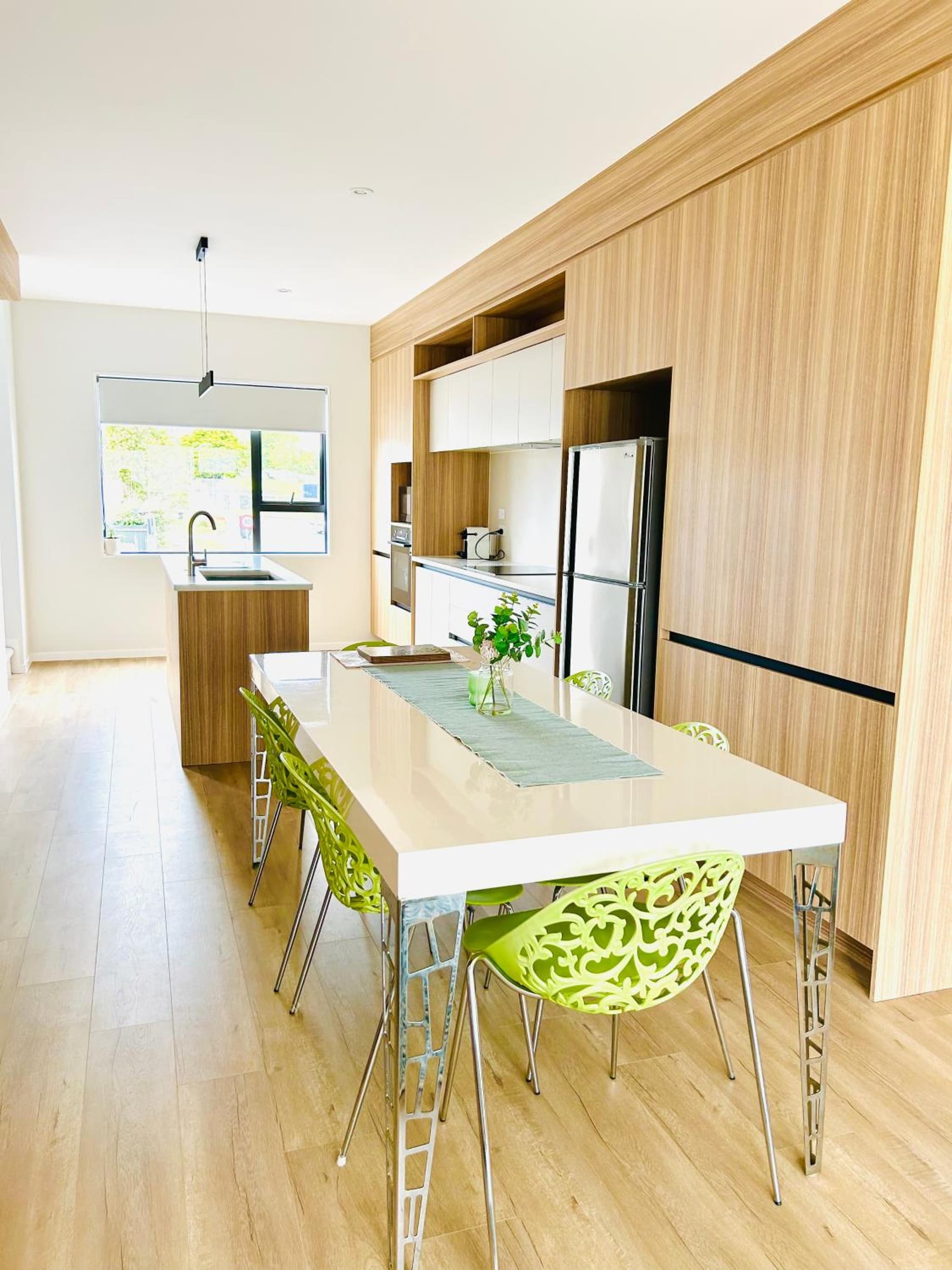 Lake Quarter Apartment photo 2