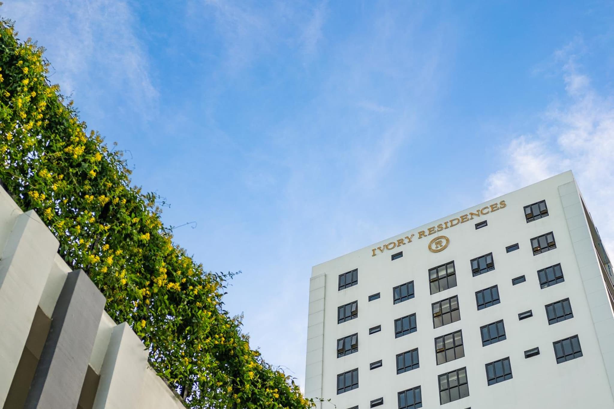 Ivory Residences Private Residential Apartments l Close to Malls I Downtown I Managed by Bleuspace