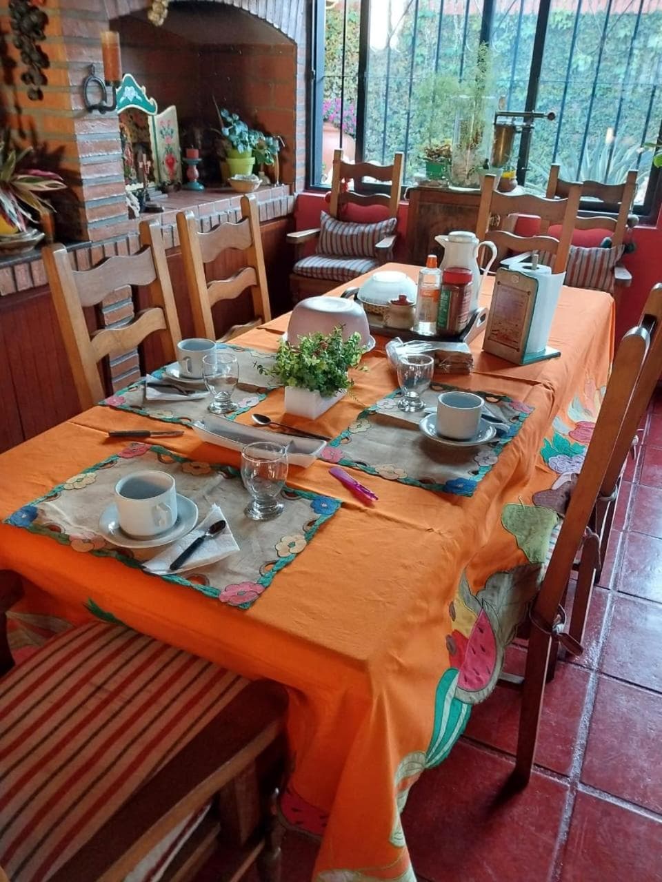 dining