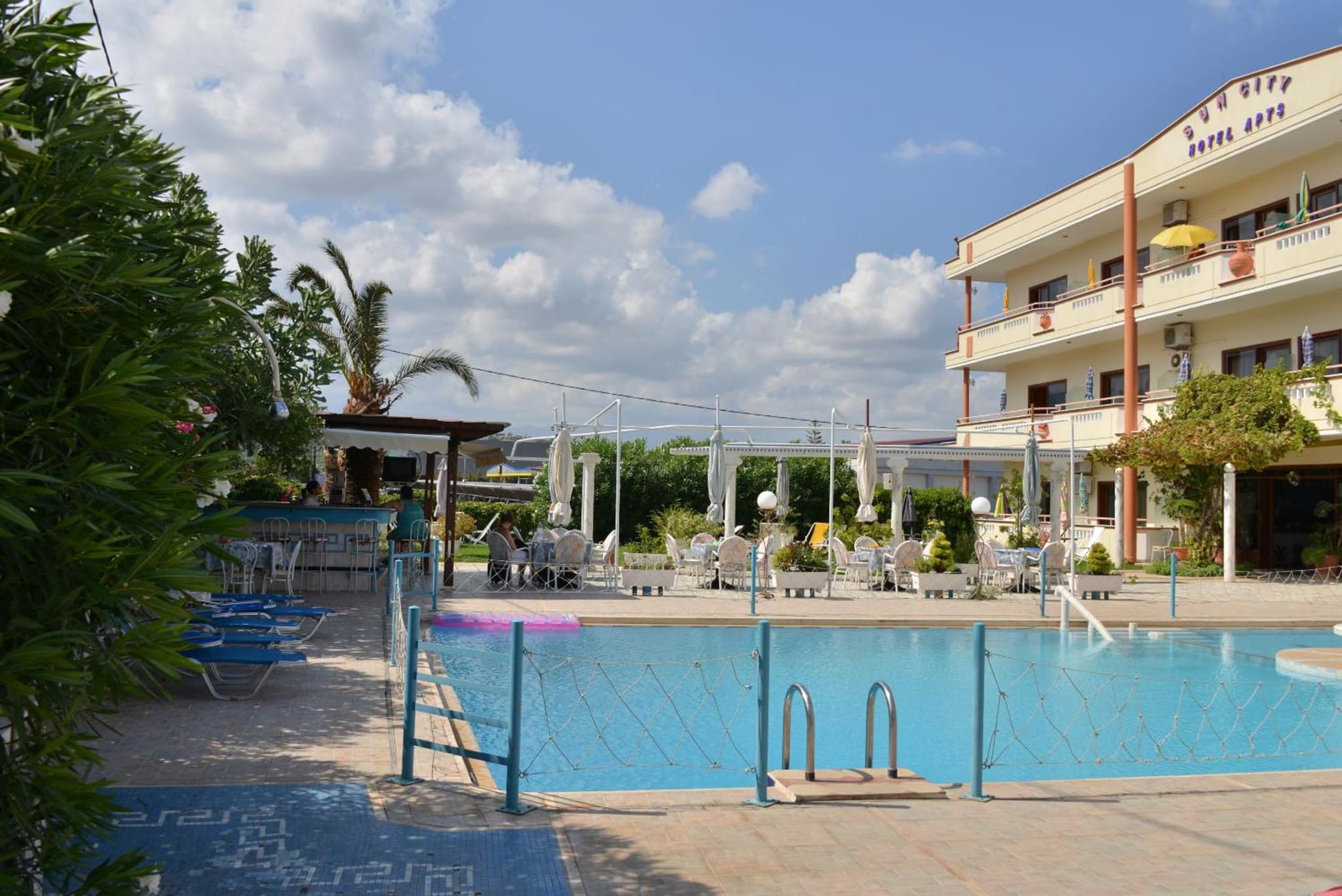 Sun City photo 7