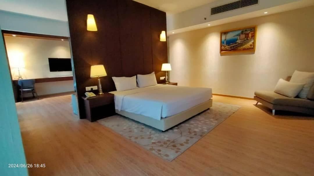Seeds Hotel Premier Bukit Jalil photo 3