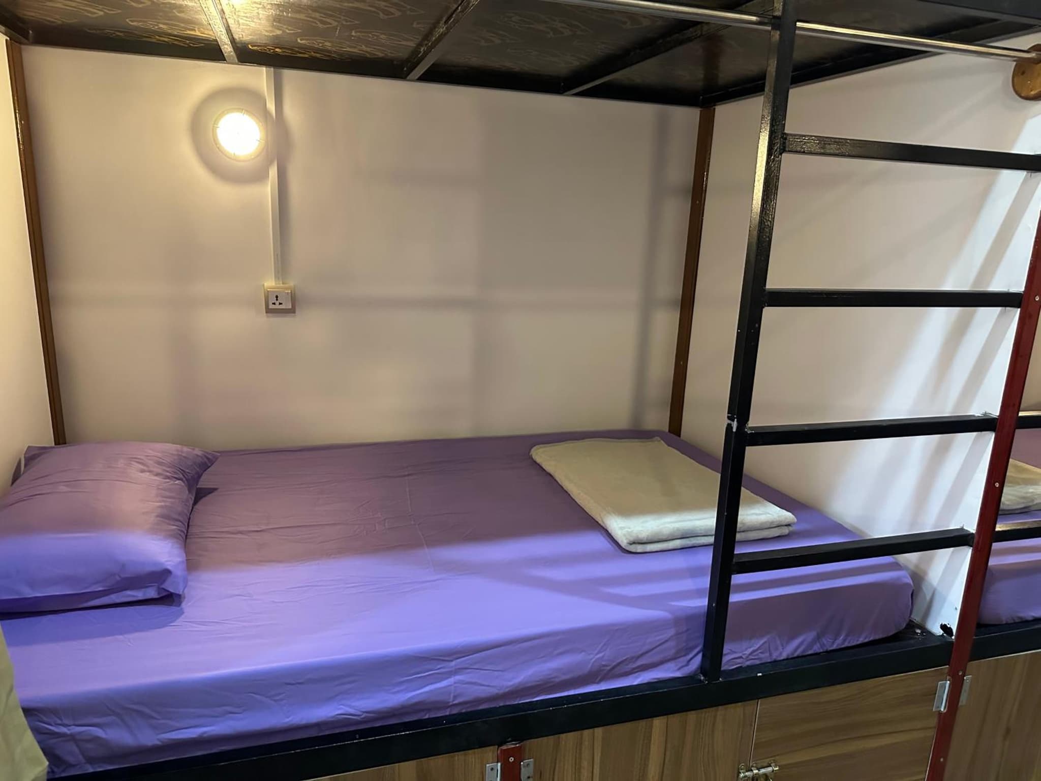 White Beach Hostel photo 5
