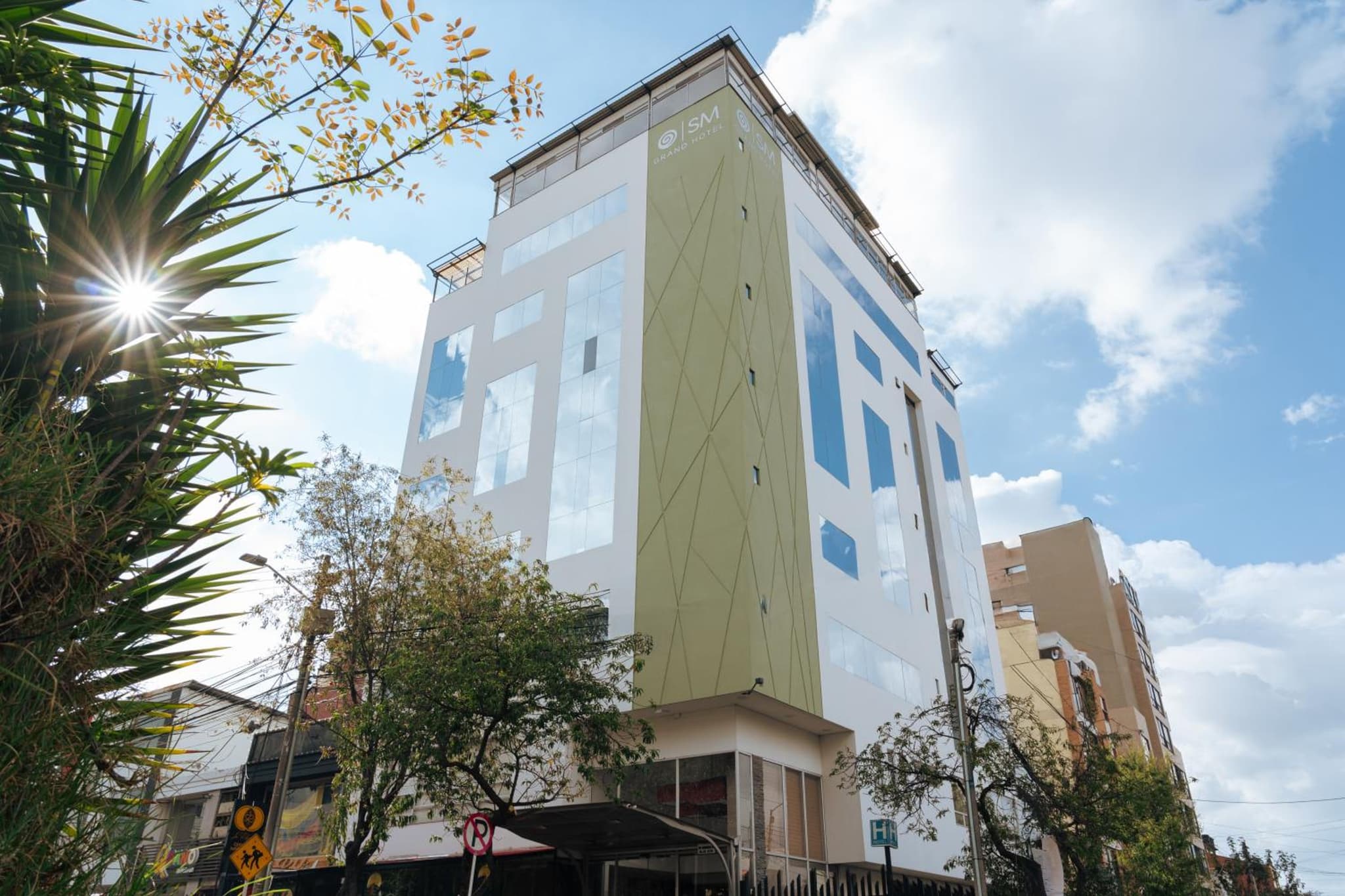 SM Grand Hotel