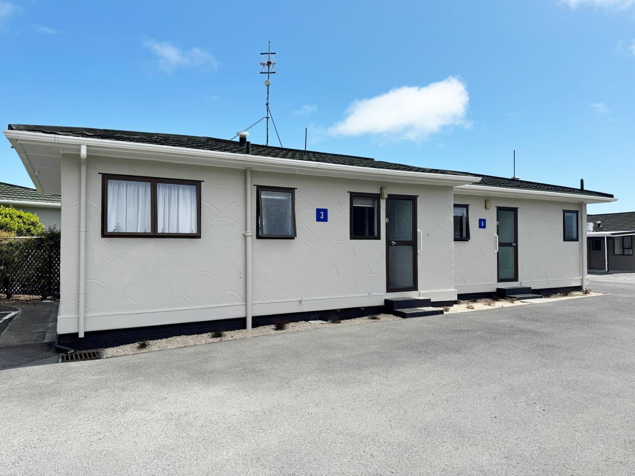 Tāhuna Beach Holiday Park photo 4