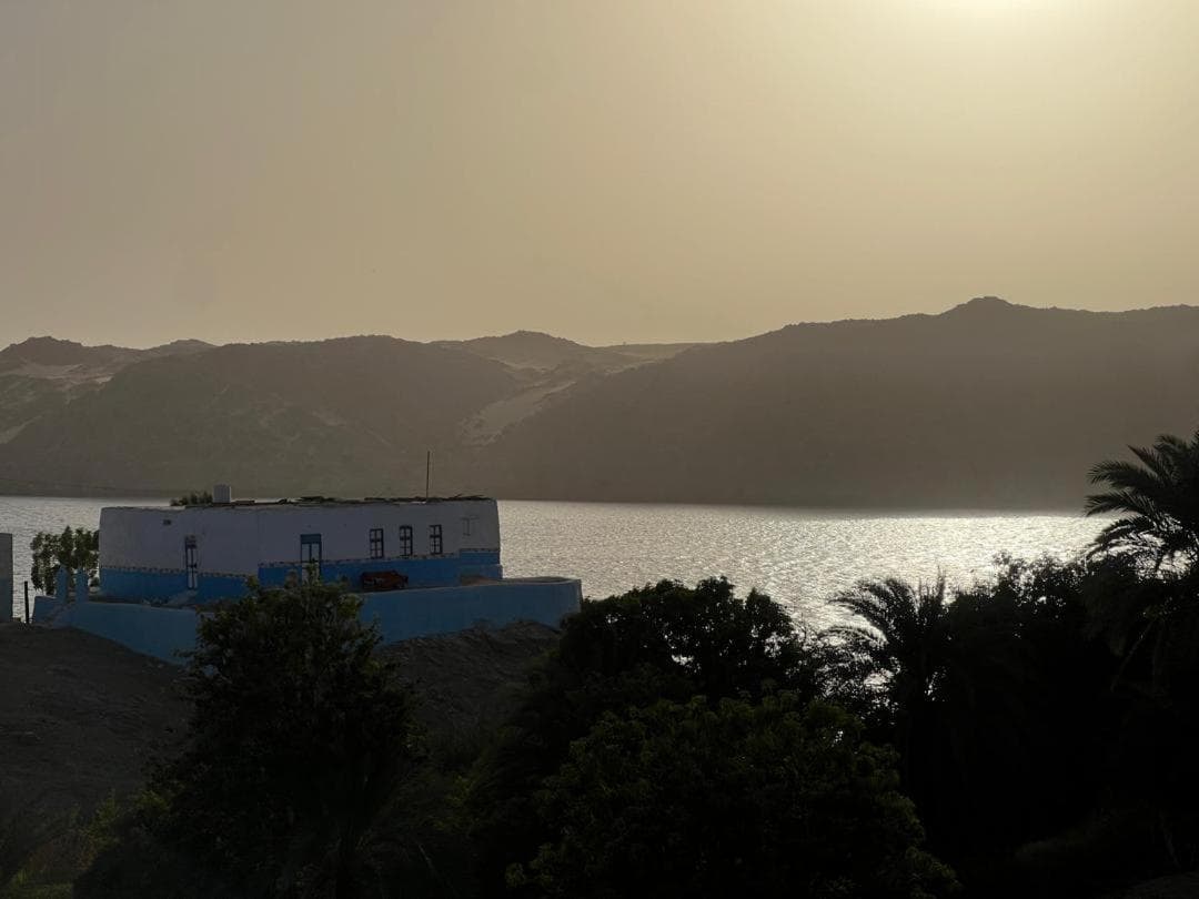 Humble Nubia photo 9