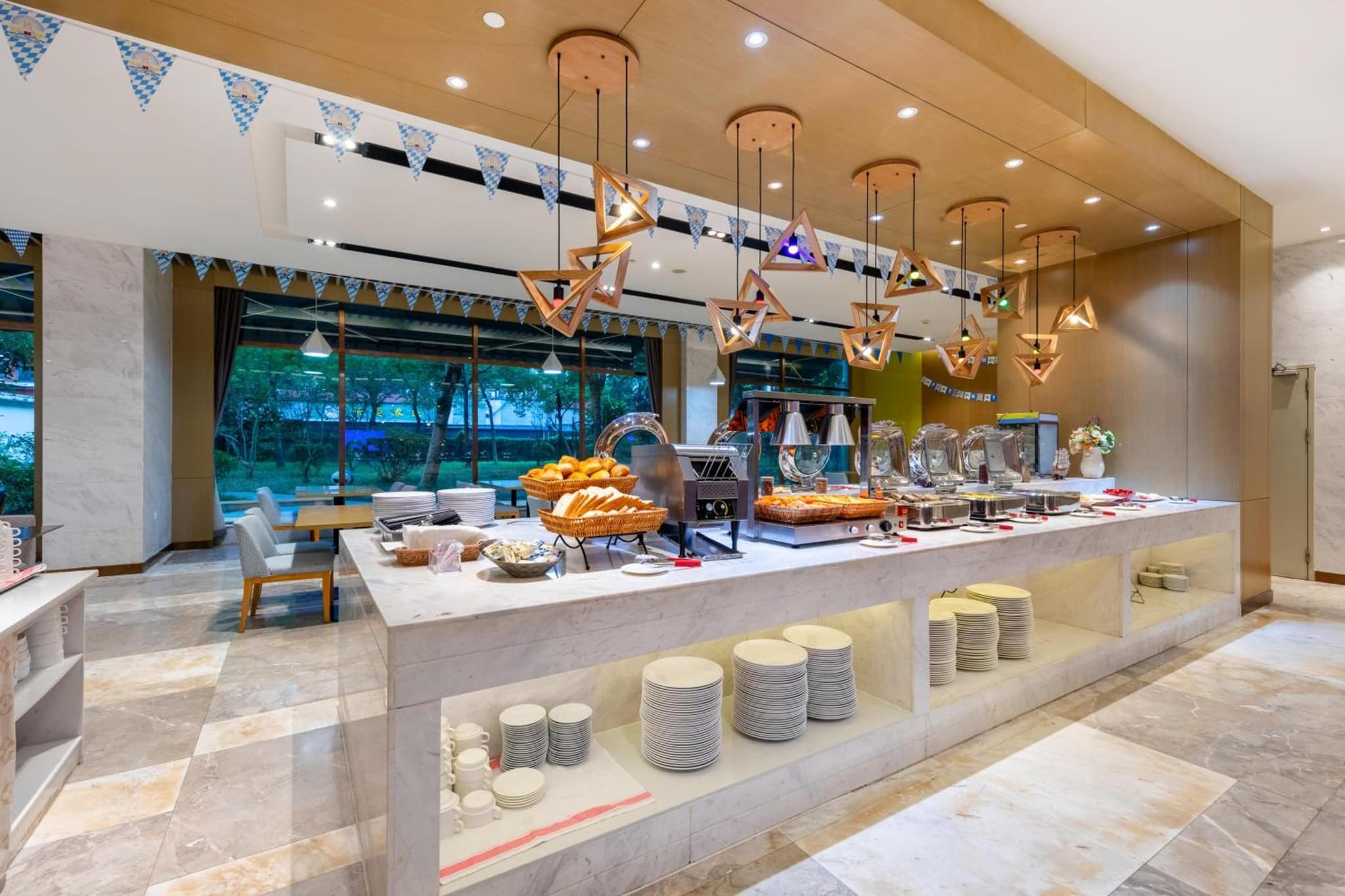 City Holiday Hotel Guangzhou Baiyun Airport-Free Shuttles During the 140th Canton Fair photo 9